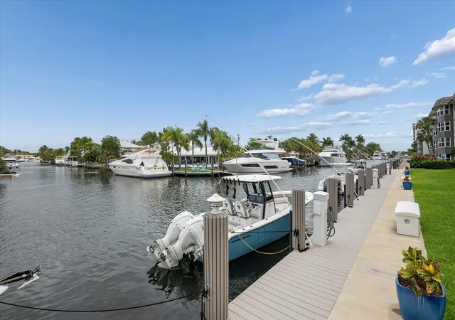 4th image of 5100 Bayview Dr #106, Fort Lauderdale, FL 33308 | MLS# B26024866