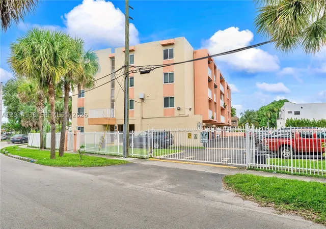 Homes for sale in Miami, FL | 2400 Nw 16th St Rd, Miami, FL 33125 | MLS# A12014138