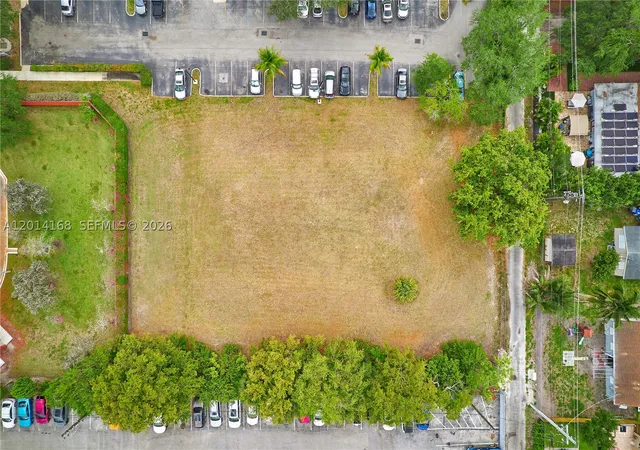 Photo 1 of Land for sale at 0 N 61 Avenue, Hollywood, FL 33024 | MLS# A12014168 | Listing updated on 2026-10-02