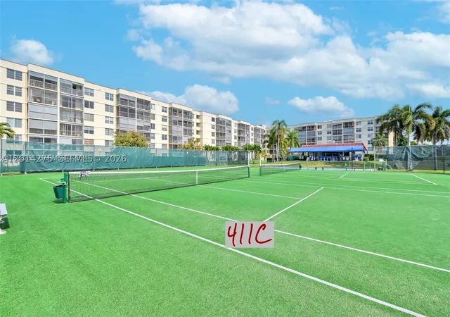 Homes for sale in Pembroke Pines, FL | 8900 Washington #411, Pembroke Pines, FL 33025 | MLS# A12014275