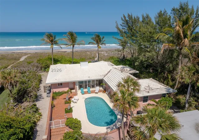 Photo 1 of Sale Pending at 55 N Beach Rd, Jupiter Island, FL 33455 | MLS# A12011133 | Listing updated on 2026-09-15