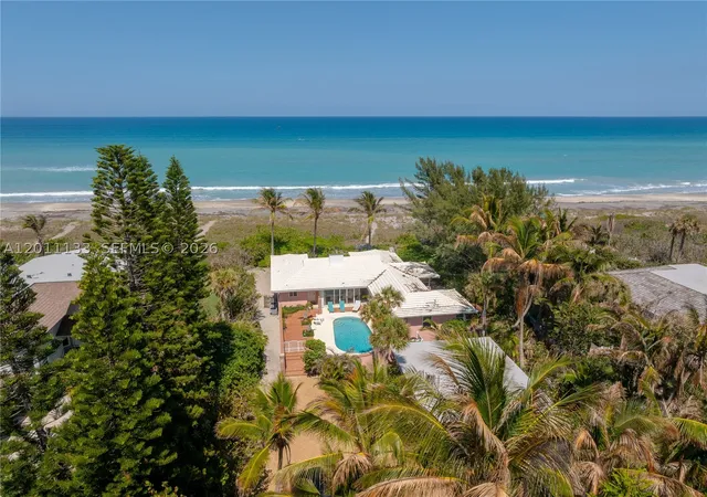 Homes for sale in Jupiter Island, FL | 55 N Beach Rd, Jupiter Island, FL 33455 | MLS# A12011133