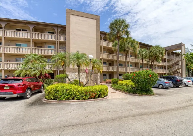 Photo 2 of Condo for sale at 1701 Andros Isle #F1, Coconut Creek, FL 33066 | MLS# A12012622 | Listing updated on 2026-10-08