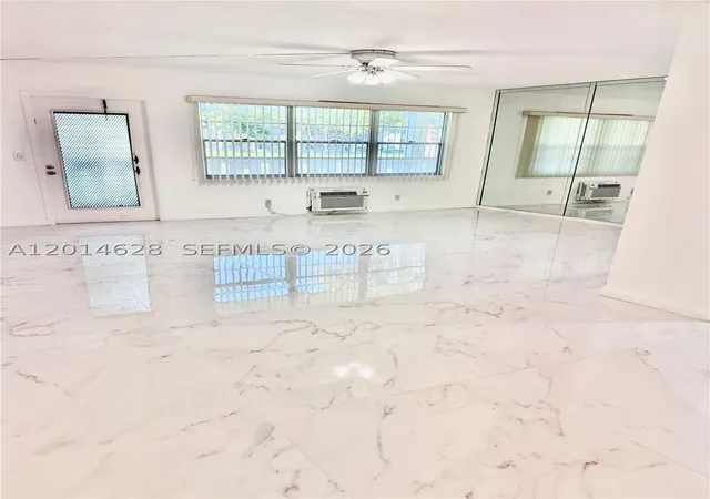 2nd image of 272 Dorset G #G, Boca Raton, FL 33434 | MLS# A12014628