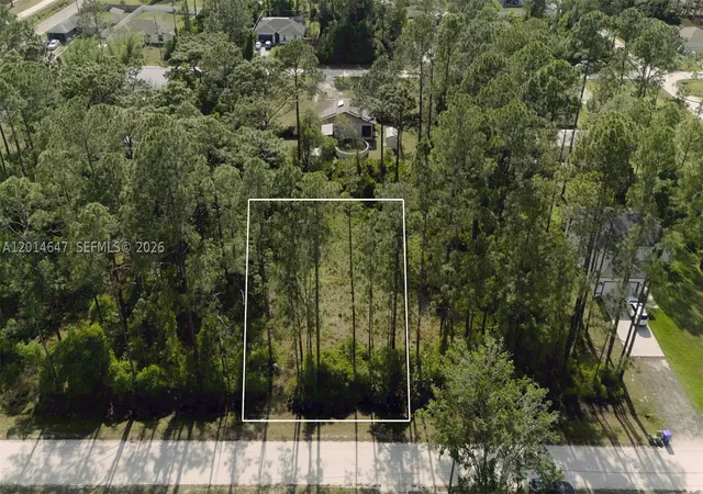 Homes for sale in Deland, FL | 2124 E Parkway, Deland, FL 32724 | MLS# A12014647