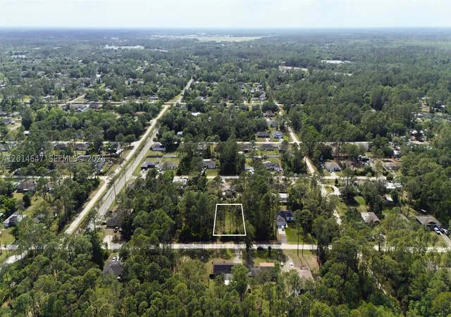 Homes for sale in Deland, FL | 2124 E Parkway, Deland, FL 32724 | MLS# A12014647