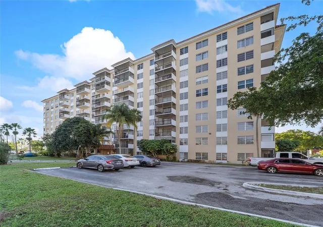2nd image of 4174 Inverrary Dr #1002, Lauderhill, FL 33319 | MLS# B26025269