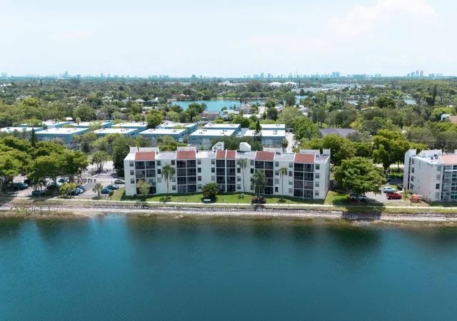 28th image of 109 Lake Emerald Dr #APT 104, Oakland Park, FL 33309 | MLS# B26025314