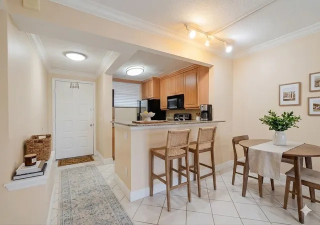 4th image of 109 Lake Emerald Dr #APT 104, Oakland Park, FL 33309 | MLS# B26025314
