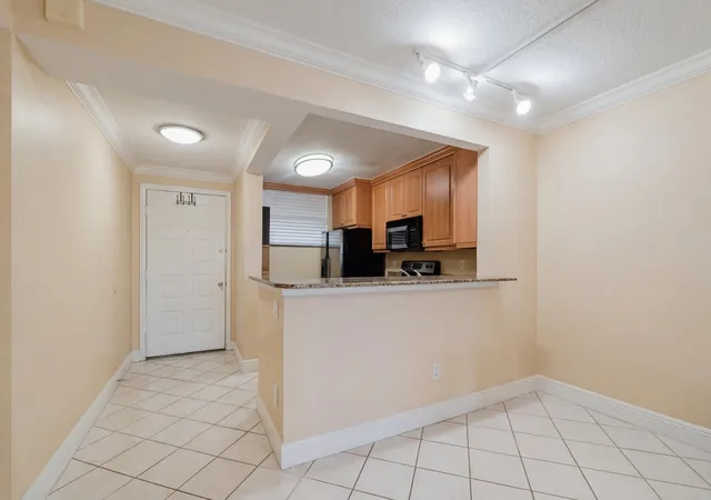 5th image of 109 Lake Emerald Dr #APT 104, Oakland Park, FL 33309 | MLS# B26025314