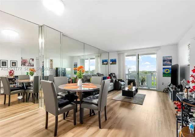 1st image of 919 Hillcrest #607, Hollywood, FL 33021 | MLS# A12013177