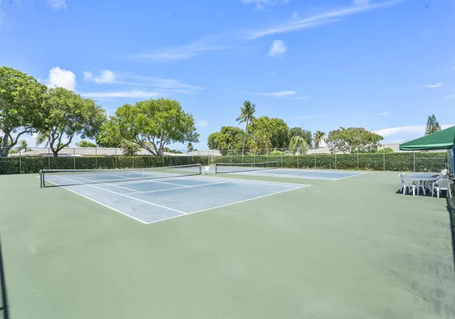 32nd image of 2401 Del Aire Blvd E #201, Delray Beach, FL 33445 | MLS# B26025329
