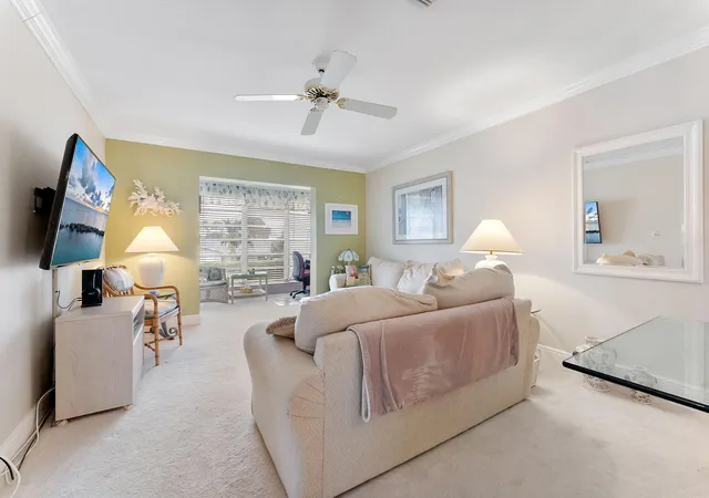 4th image of 2401 Del-Aire Blvd E, Delray Beach, FL 33445