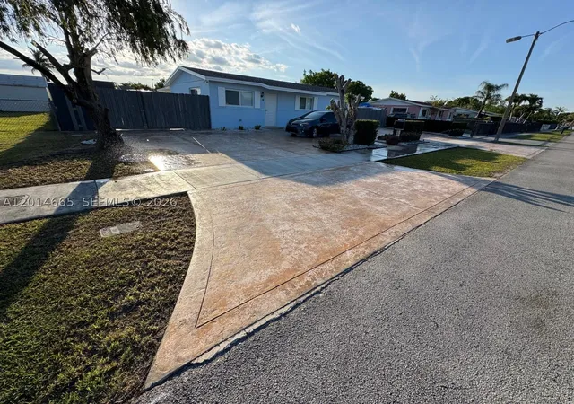 Photo 3 of Single family home for sale at 19500 Sw 115th Ave, Miami, FL 33157 | MLS# A12014665 | Listing updated on 2026-08-18