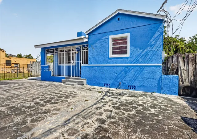 Photo 2 of Single family home for sale at 1211 Nw 37Th St, Miami, FL 33142 | MLS# A12014838 | Listing updated on 2026-07-31