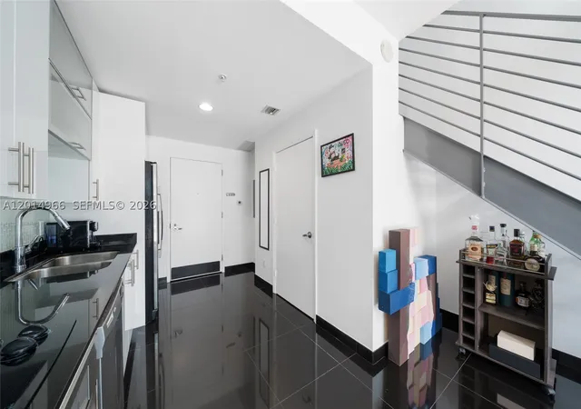 Photo 4 of Condo for sale at 60 Sw 13Th St #4008, Miami, FL 33130 | MLS# A12014966 | Listing updated on 2026-08-06
