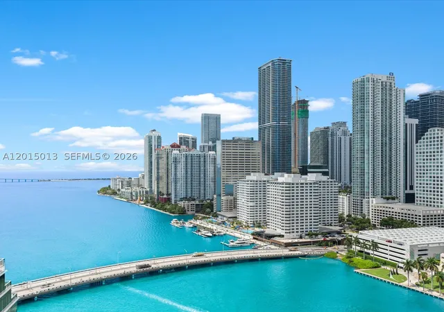 Listing Photo 1 - Condo for sale in Courvoisier Courts located at 701 Brickell Key Blvd, Miami, FL 33131 - Unit #2511