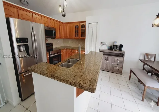 Photo 4 of Townhouse for sale at 10273 Sw 162Nd Ct, Miami, FL 33196 | MLS# A12015025 | Listing updated on 2026-08-26