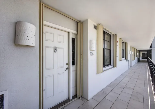 5th image of 840 Ocean Dr, Juno Beach, FL 33408