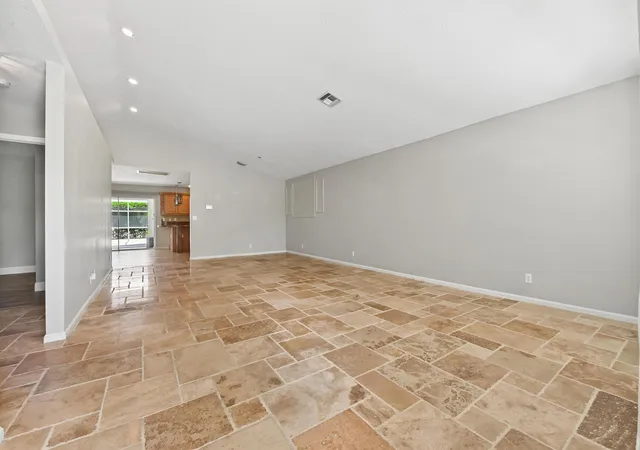 4th image of 1163 Peninsula Wy, Greenacres, FL 33413 | MLS# B26025627