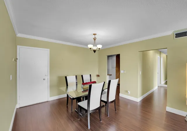 Homes for sale in North Lauderdale, FL | 2230 Ne 56Th Pl, North Lauderdale, FL 33308