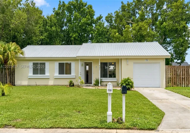 Photo 1 of Single family home for sale at 731 Sw 24th St Sw, Vero Beach, FL 32962 | MLS# A12015417 | Listing updated on 2026-10-04