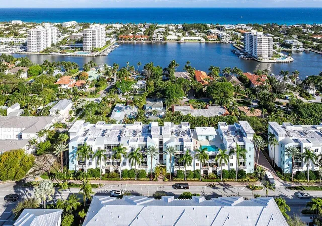 2nd image of 335 Se 6Th Ave, Delray Beach, FL 33483