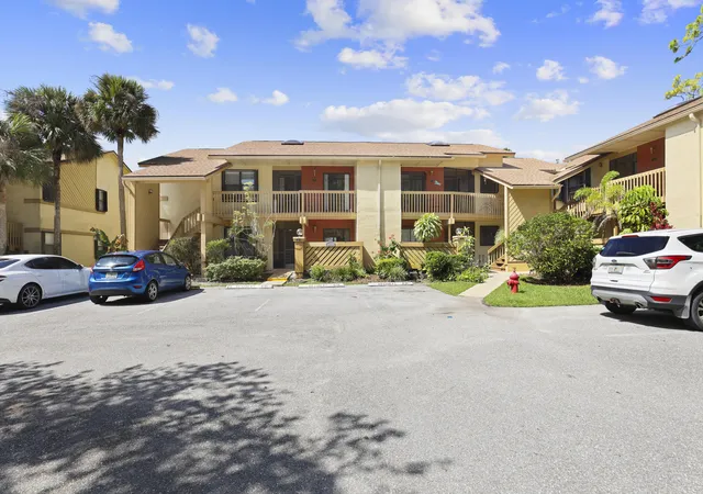 1st image of 12970 Dartford Trl #6, Wellington, FL 33414 | MLS# B26025926