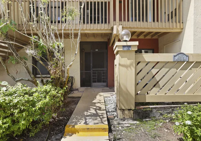 3rd image of 12970 Dartford Trl, Wellington, FL 33414