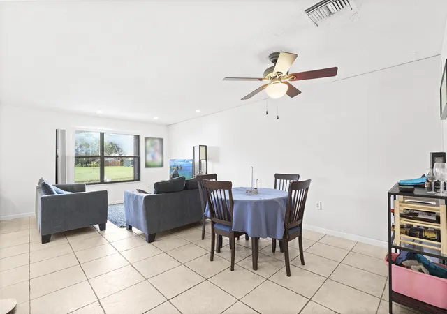 5th image of 12970 Dartford Trl, Wellington, FL 33414