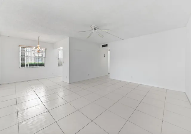 2nd image of 346 Capri #H, Delray Beach, FL 33484 | MLS# B26025967