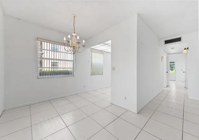 4th image of 346 Capri, Delray Beach, FL 33484