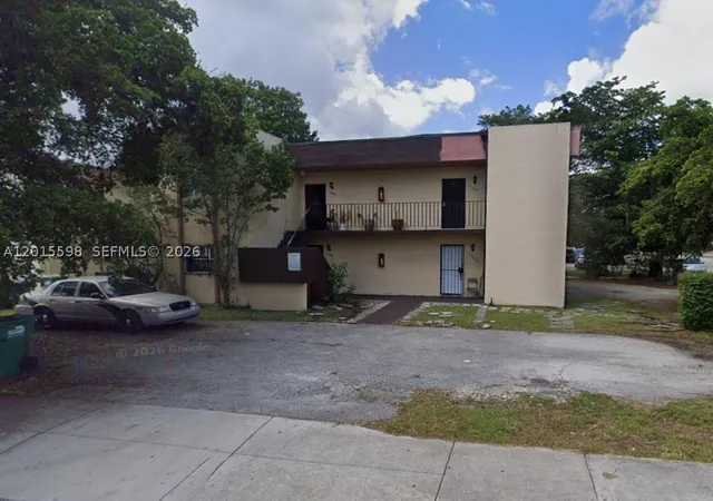 1st image of 14050 Ne 2nd Ct #1-2-1, Miami, FL 33161 | MLS# A12015598