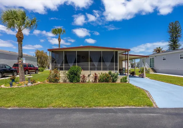 5th image of 69 Manor Dr, Fort Pierce, FL 34982 | MLS# B26025977