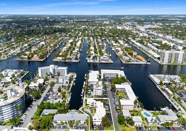 Homes for sale in Fort Lauderdale, FL | 2825 Ne 33rd #201, Fort Lauderdale, FL 33308 | MLS# B26026024