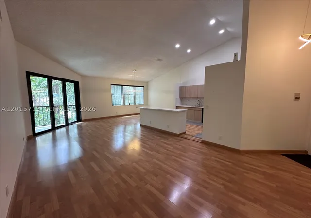 5th image of 5790 Coach House Cir #E, Boca Raton, FL 33486 | MLS# A12015719