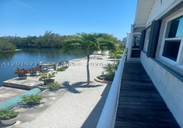 5th image of 251 Pelican Ln, Big Pine, FL 33043 | MLS# A12015711