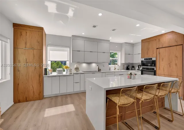 Photo 1 of Single family home for sale at 725 Ne 81st St, Miami, FL 33138 | MLS# A12015674 | Listing updated on 2026-09-28