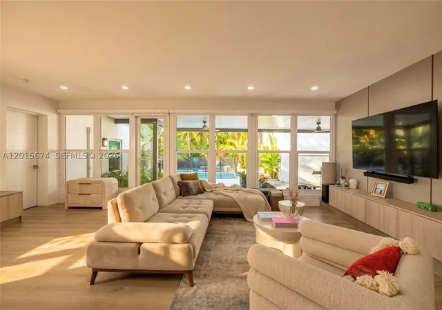 Photo 4 of Single family home for sale at 725 Ne 81St St, Miami, FL 33138 | MLS# A12015674 | Listing updated on 2026-09-28