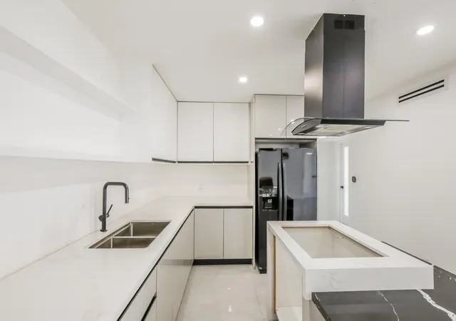 5th image of 4701 Sw 7Th St, Miami, FL 33134 | MLS# B26026146