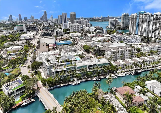 Photo 2 of Condo for sale at 1201 20th St #204, Miami Beach, FL 33139 | MLS# A12015705 | Listing updated on 2026-08-17