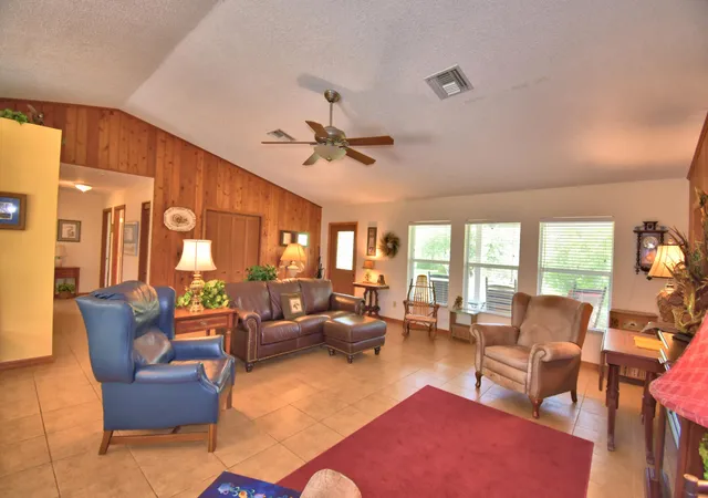 5th image of 32801 Hwy 441 N, Okeechobee, FL 34972 | MLS# B26026351