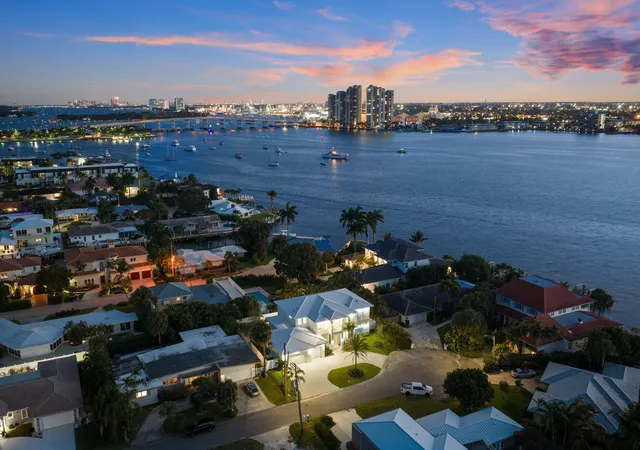 60th image of 1041 Bimini Ln, West Palm Beach, FL 33404 | MLS# B26026408