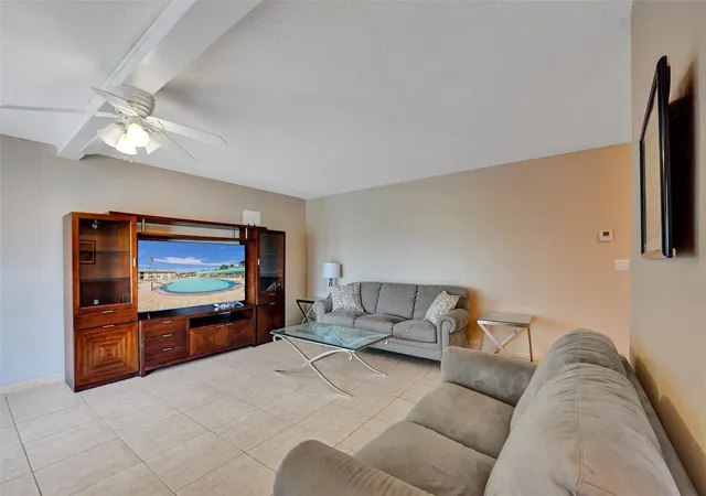 Homes for sale in Hollywood, FL | 1300 N 12Th Ct, Hollywood, FL 33019