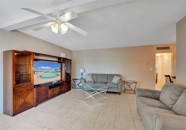 Homes for sale in Hollywood, FL | 1300 N 12Th Ct, Hollywood, FL 33019