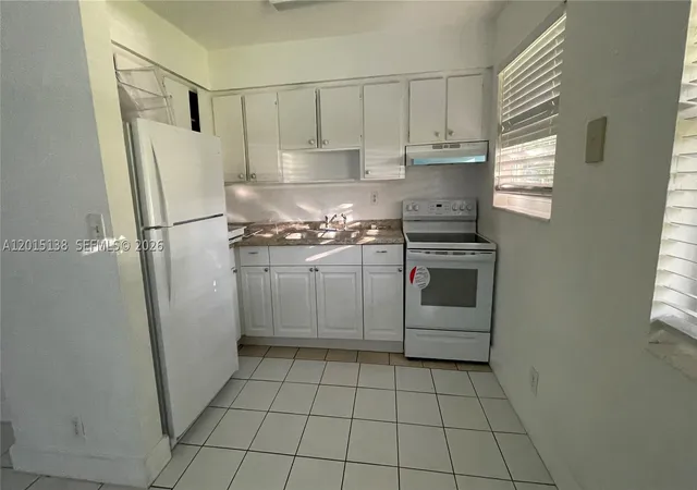 Photo 2 of Multi family home for sale at 5200 Nw 16th St, Lauderhill, FL 33313 | MLS# A12015138 | Listing updated on 2026-10-08