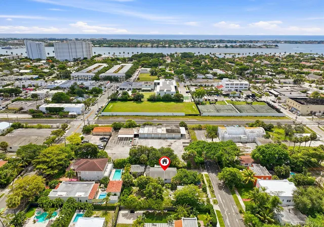 38th image of 515 Biscayne Dr, West Palm Beach, FL 33401 | MLS# B26026528