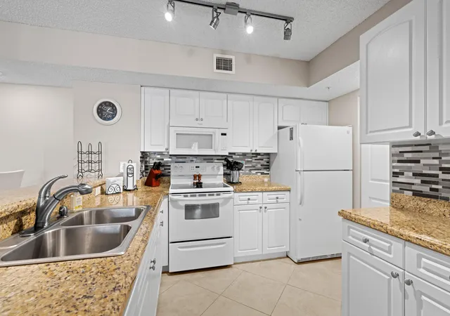 4th image of 272 Village Blvd #7109, Tequesta, FL 33469 | MLS# B26026553