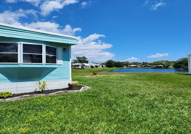 Homes for sale in Port St Lucie, FL | 17 Rio Verde Wy, Port St Lucie, FL 34952 | MLS# B26026583