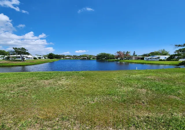 Homes for sale in Port St Lucie, FL | 17 Rio Verde Wy, Port St Lucie, FL 34952 | MLS# B26026583